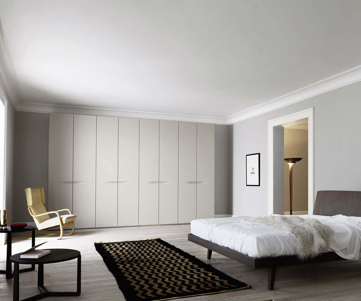 Hochwertiger Livitalia Schlafzimmer Design Kleiderschrank Vela in Hellgrau Matt Hochwertiger Livitalia Schlafzimmer Design Kleiderschrank Vela in Hellgrau Matt