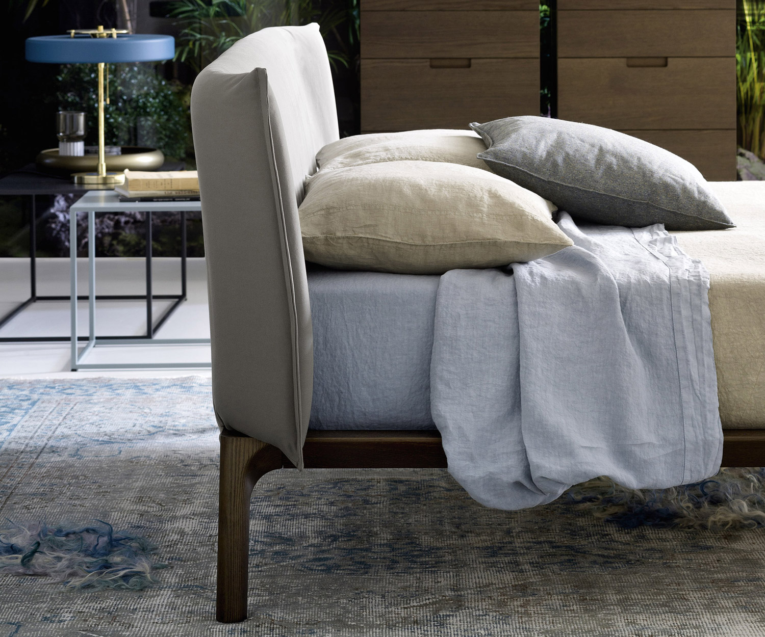 Exklusives Novamobili Bett Park Eiche Dunkel