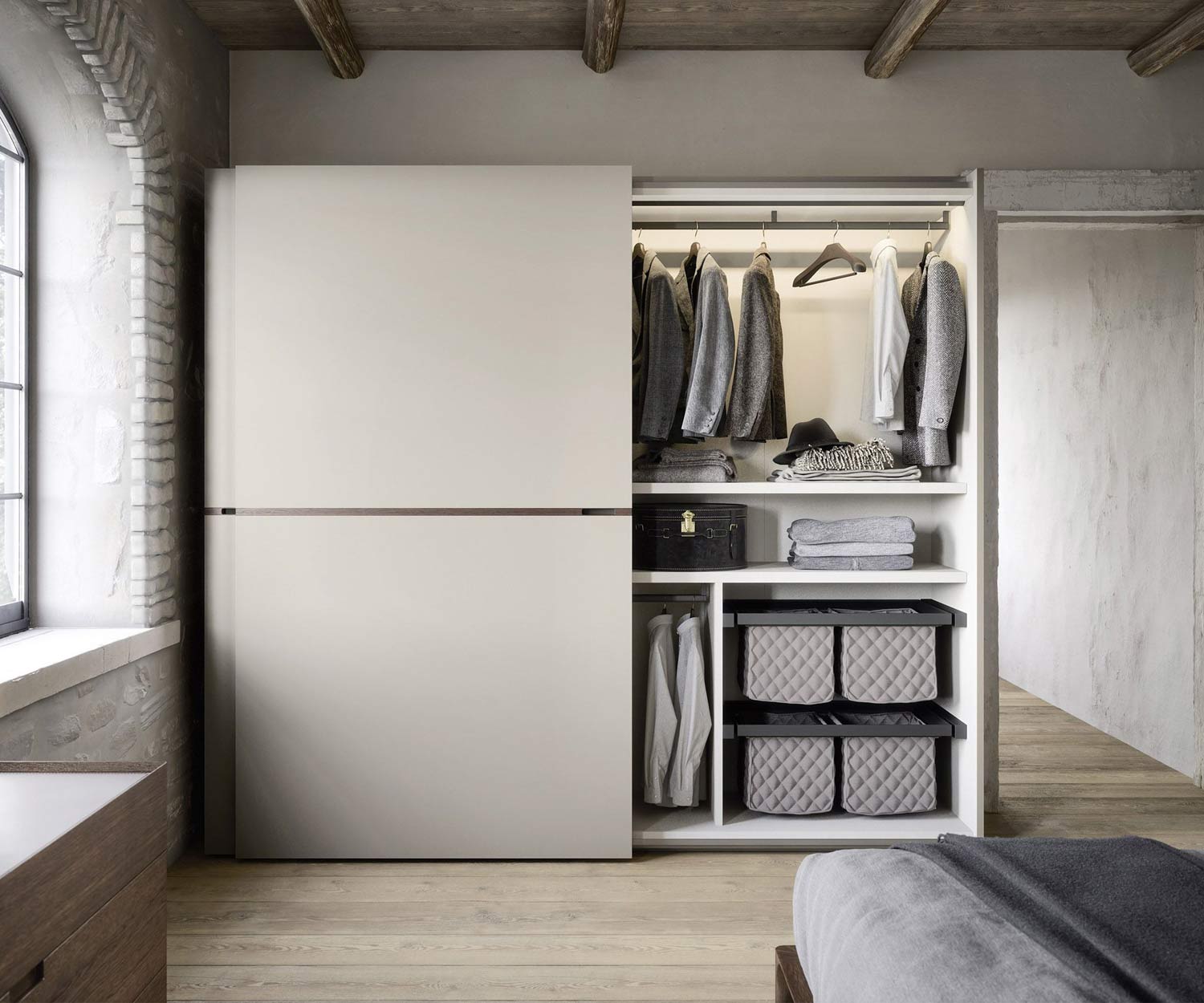 Novamobili Middle Kleiderschrank mit Schiebetueren minimal modern luxus Novamobili Middle Kleiderschrank mit Schiebetueren minimal modern luxus