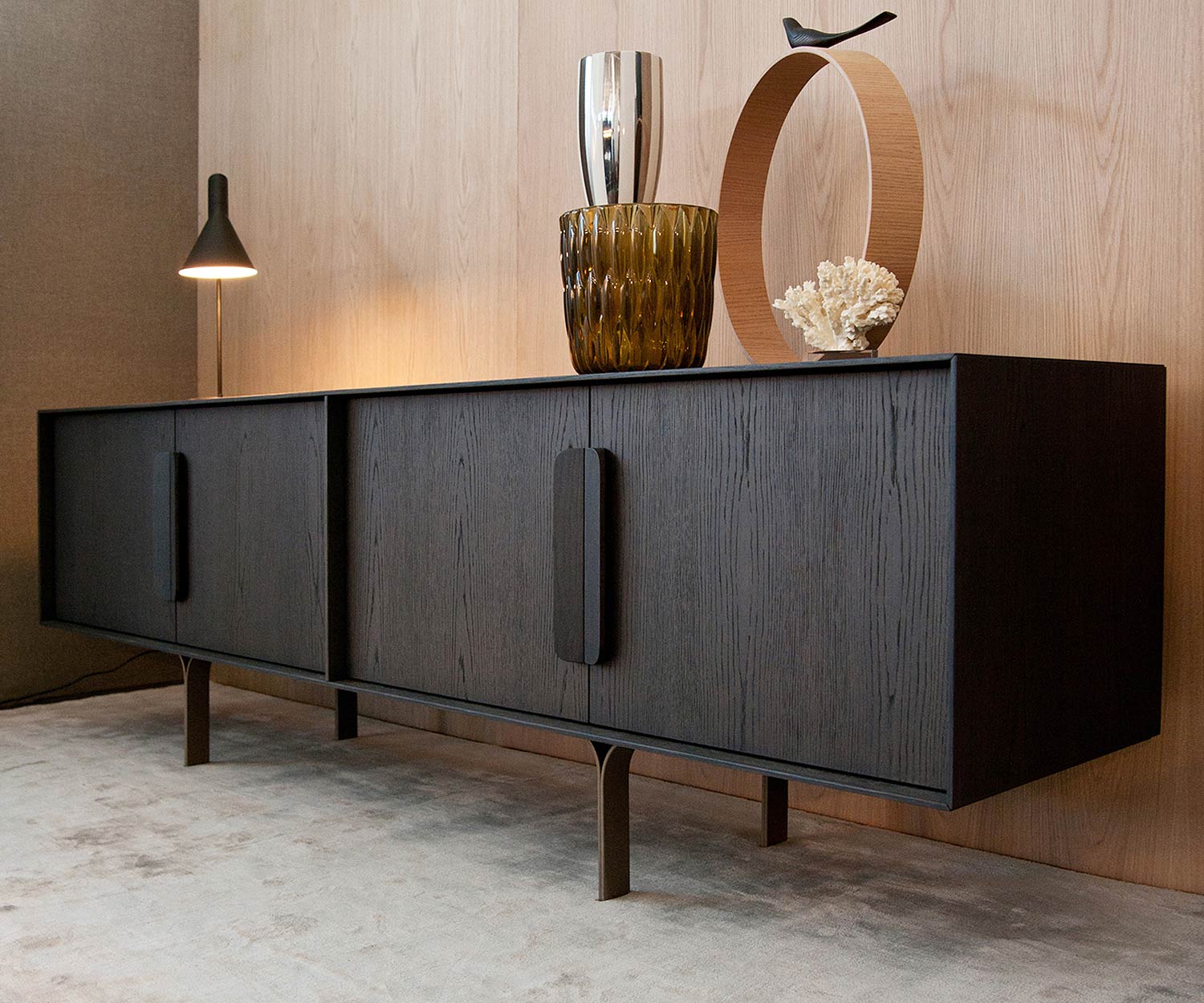 Exklusives al2 Mobius 003 DesignerWohnzimmer Sideboard Korpus furniert Exklusives al2 Mobius 003 DesignerWohnzimmer Sideboard Korpus furniert