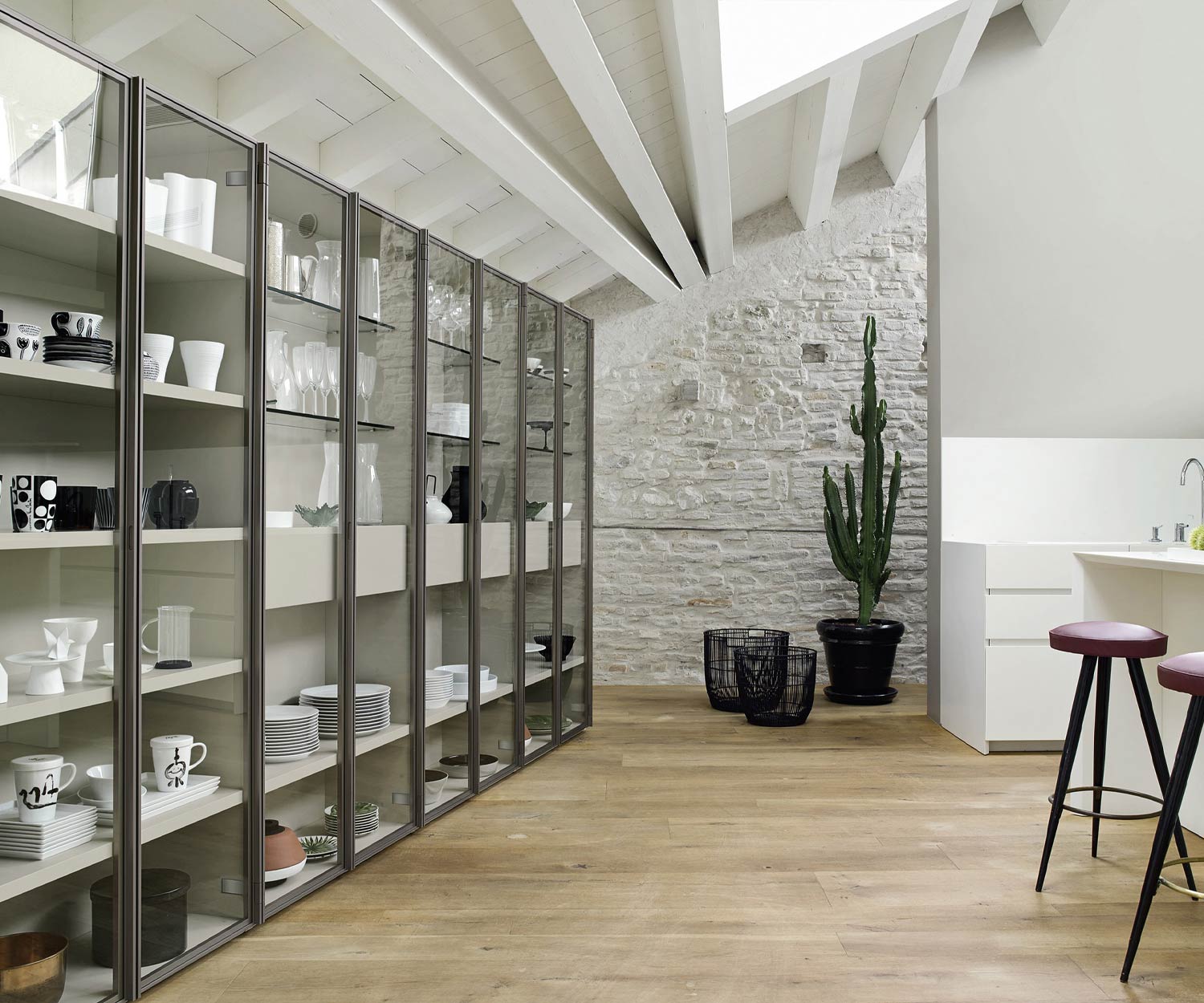 Modernes Livitalia Bücherregal mit Glasvitrine C63
