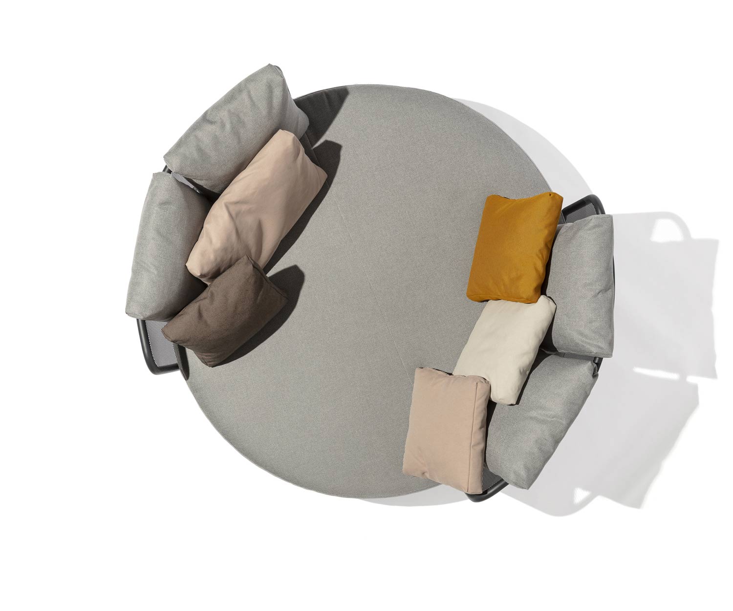 Baza Round Design Daybed von Todus verstellte Armlehnen