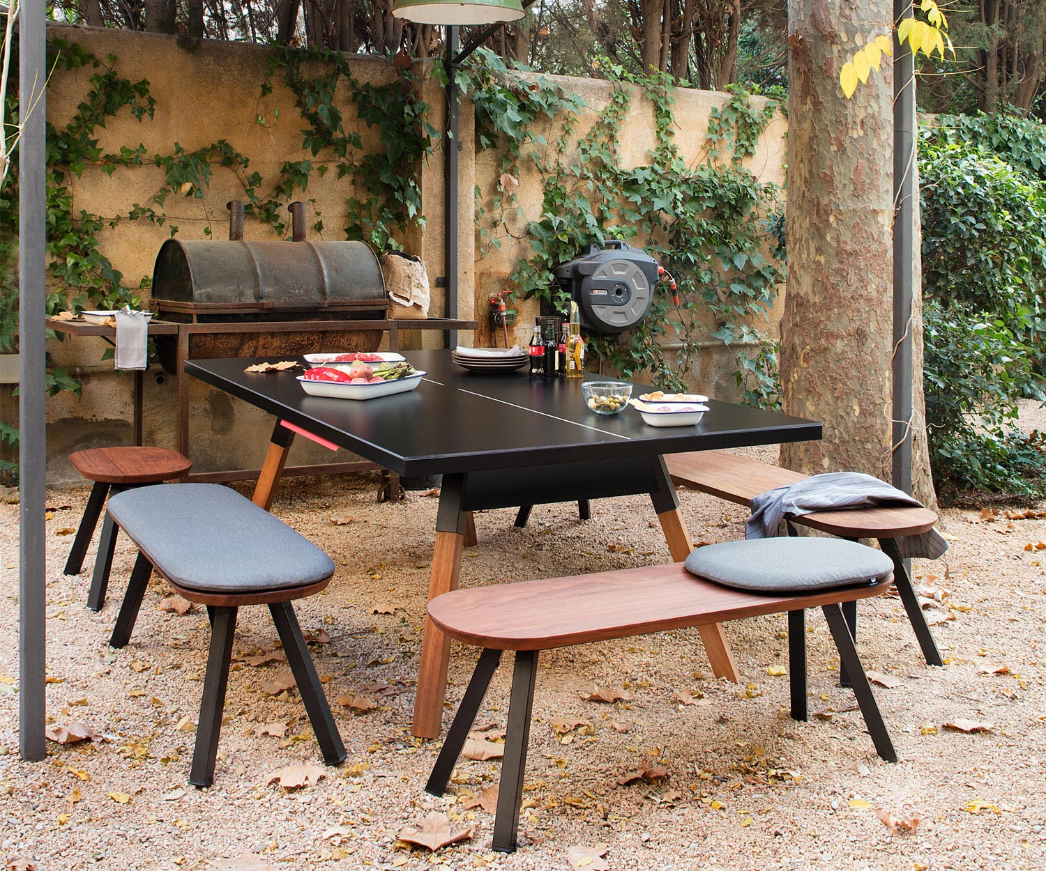 Moderne RS Barcelona Ping Pong Bank Outdoor Schwarz