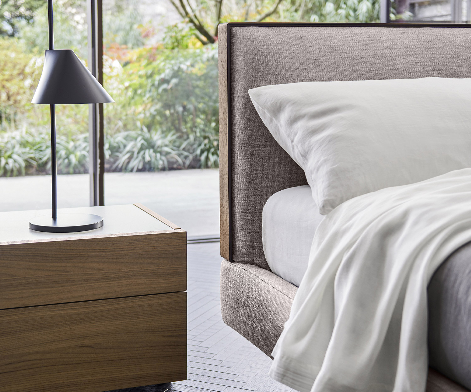 Bequemes Livitalia Design Bett Decor Rahmen mit grauem Bezug