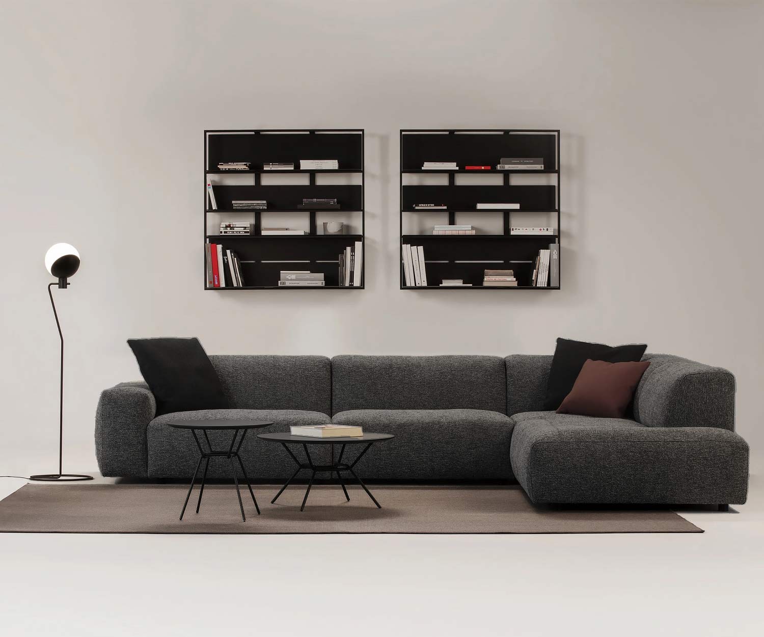 Prostoria Cloud Stoff Dunkelgrau Tundra Chaise Lounge rechts