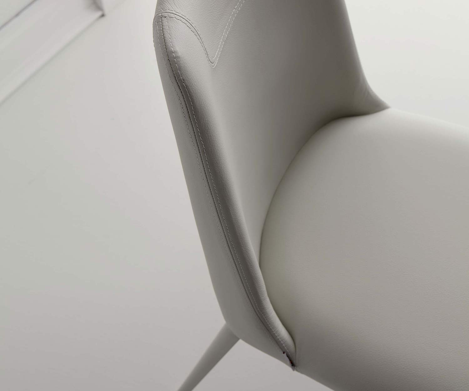Exklusiver Ozzio Design Polsterstuhl Sofia Exklusiver Ozzio Design Polsterstuhl Sofia