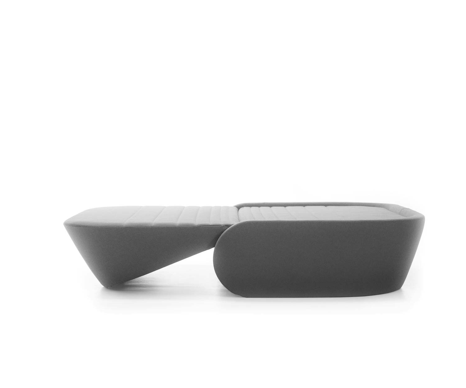 Prostoria Design Schlafsessel Up Lift im aufgeklappten Zustand als Gästebett Prostoria Design Schlafsessel Up Lift im aufgeklappten Zustand als Gästebett