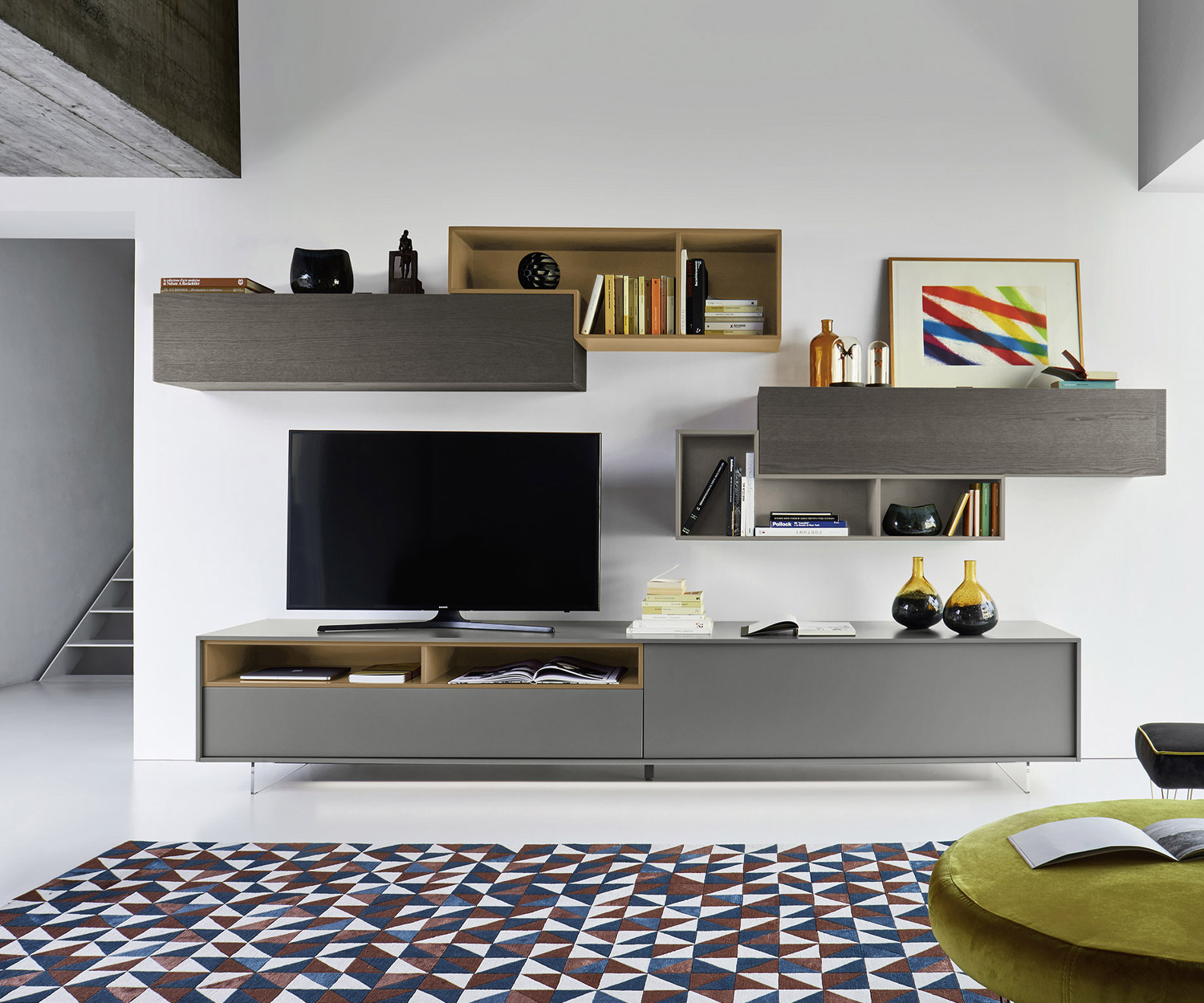 Exklusives offenes Livitalia Design Wandregal Tetris im Wohnzimmer