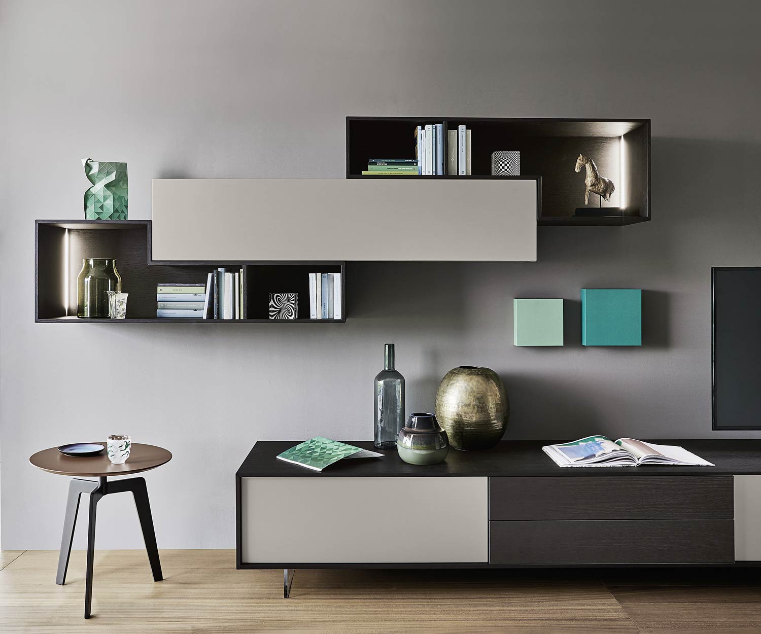 Modern Livitalia Design wall unit C18 with open and closed wall units