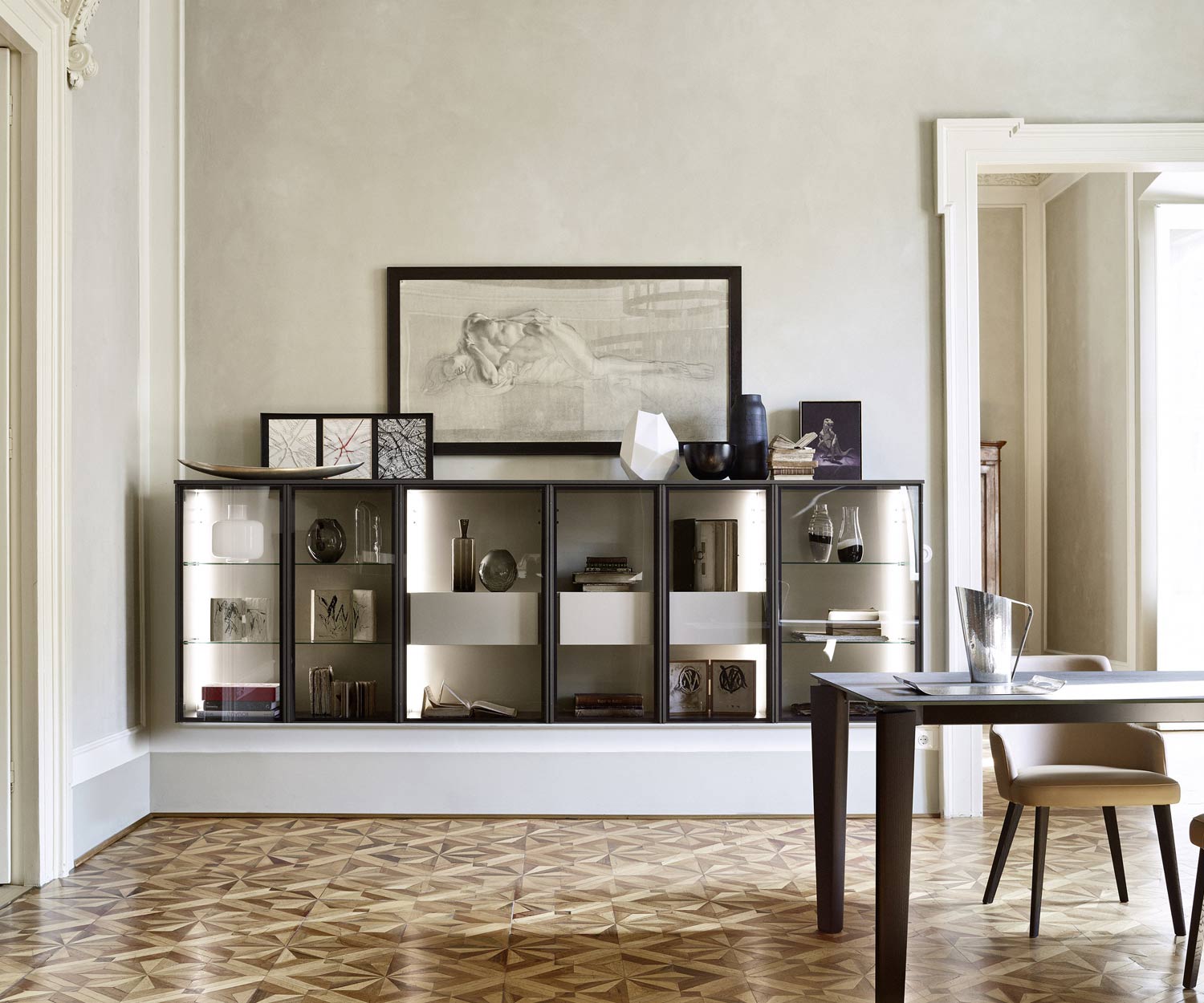 Exklusive hängende Livitalia Design Glasvitrine in Braun Matt
