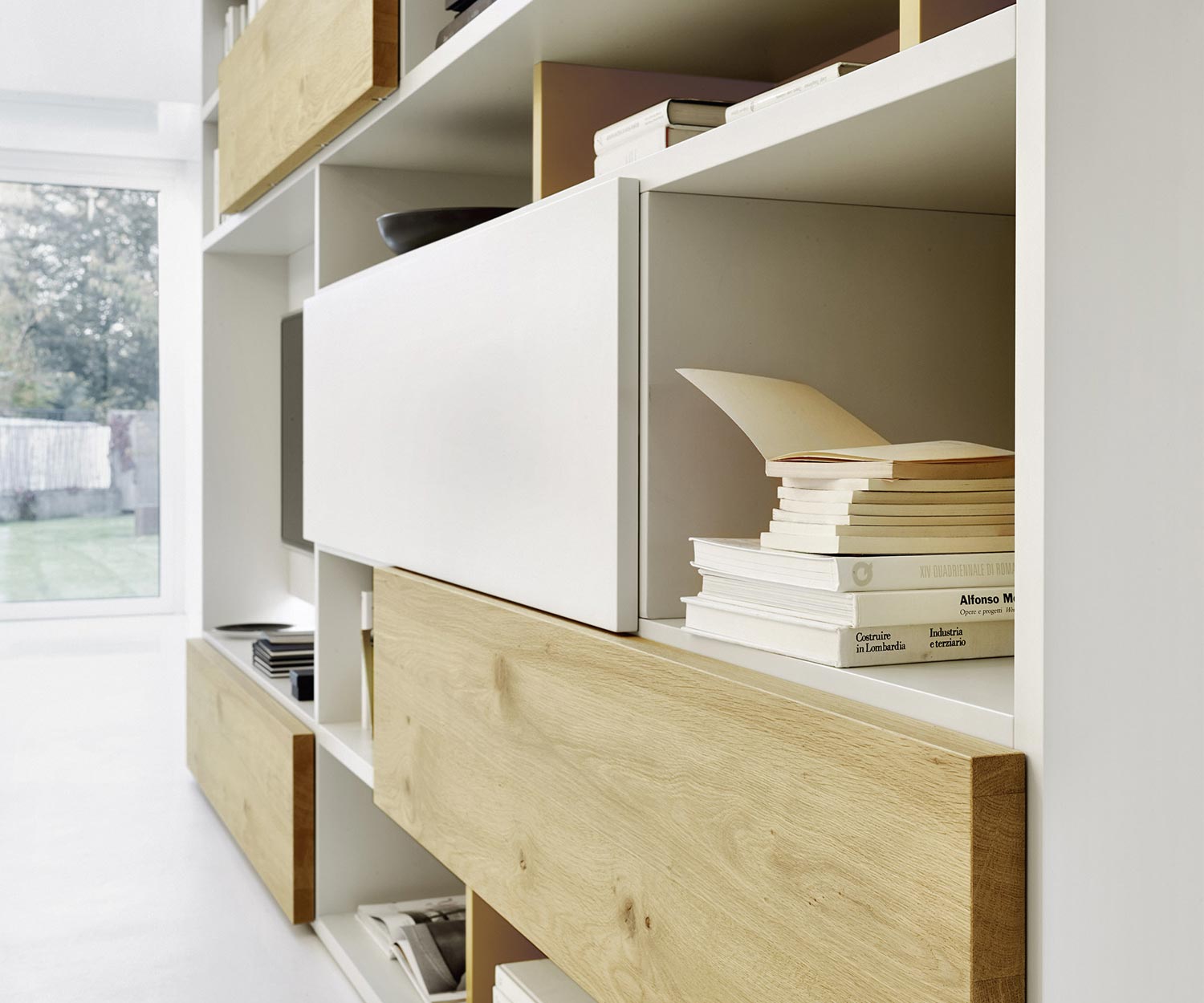Exklusives Livitalia Design Bücherregal C51 in Weiß Matt Exklusives Livitalia Design Bücherregal C51 in Weiß Matt