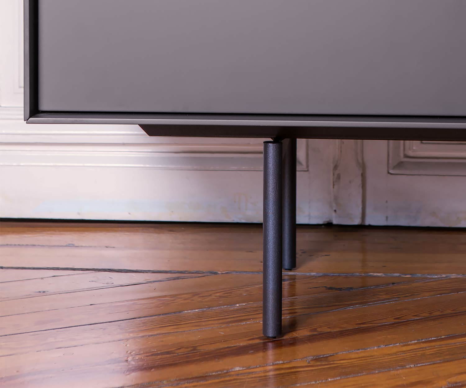 Design Sideboard Walnuss Dunkelgrau Matt lackiert Türen mit Push Pull Technik Design Sideboard Walnuss Dunkelgrau Matt lackiert Türen mit Push Pull Technik