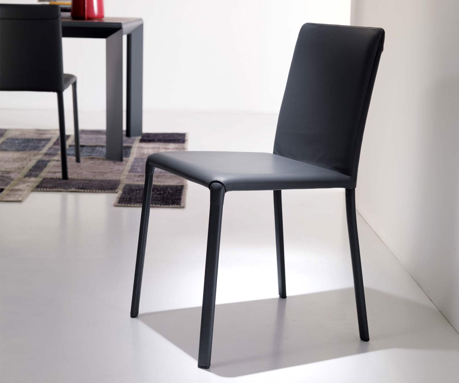 Ozzio Design Stuhl Lunette Leder Dunkelgrau Ozzio Design Stuhl Lunette Leder Dunkelgrau
