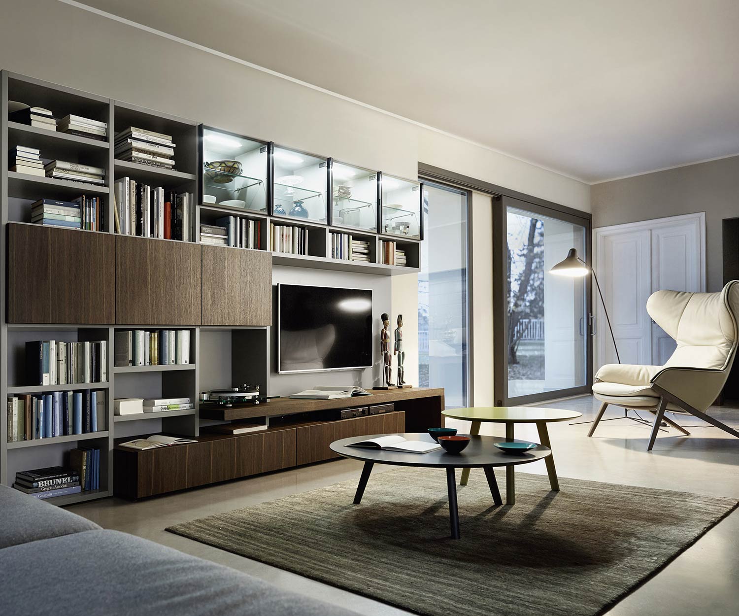 Hochwertiger Runder Design Couchtisch Trio mit 3 Beinen
