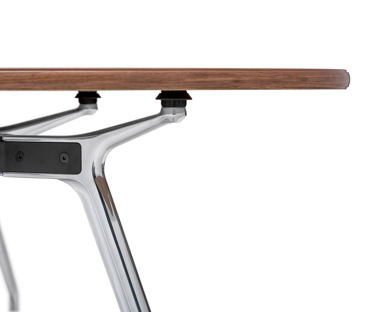 Moderner ICF Unitable Manager Design Buerotisch im Detail Halterung