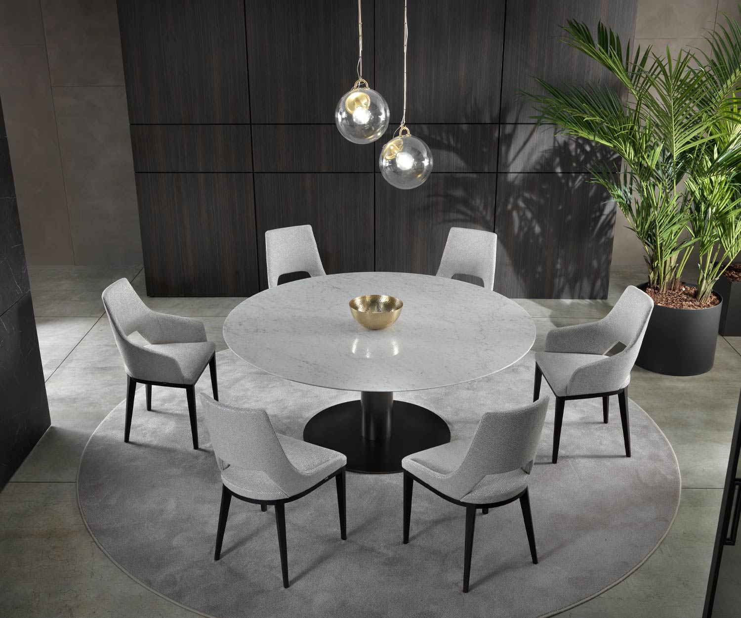 Hochwertiger Marelli Designer Esstisch Break mit Metallgestell Hochwertiger Marelli Designer Esstisch Break mit Metallgestell