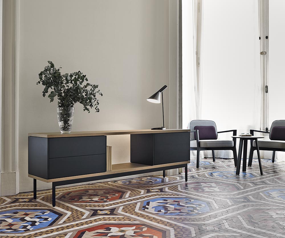 Modernes offenes Design Sideboard Punt Slats Eichen Furnier Schwarz