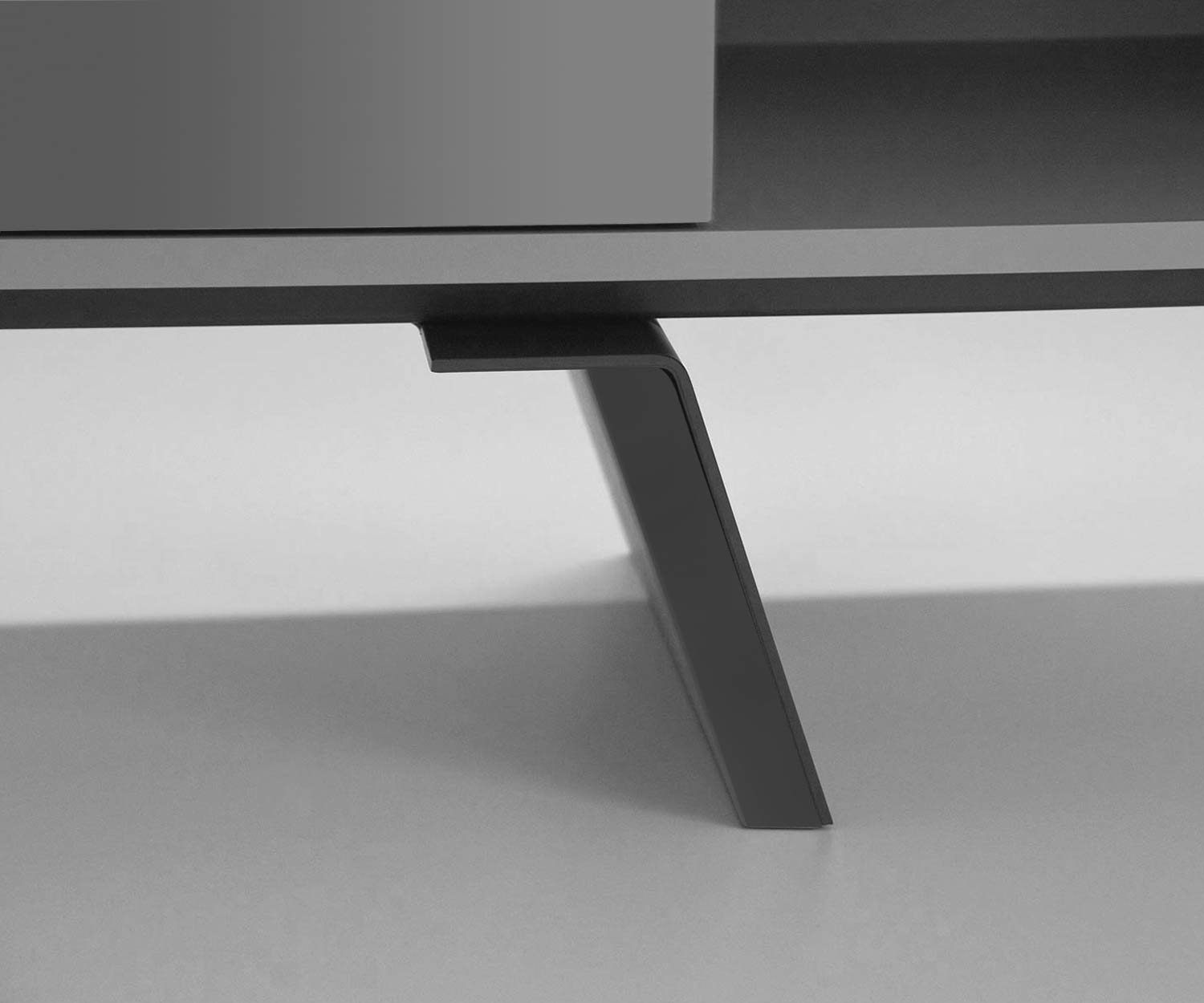 Modernes al2 e klipse 005 Design Design Lowboard mit Schubladenfront und drei offenen Fächern Modernes al2 e klipse 005 Design Design Lowboard mit Schubladenfront und drei offenen Fächern