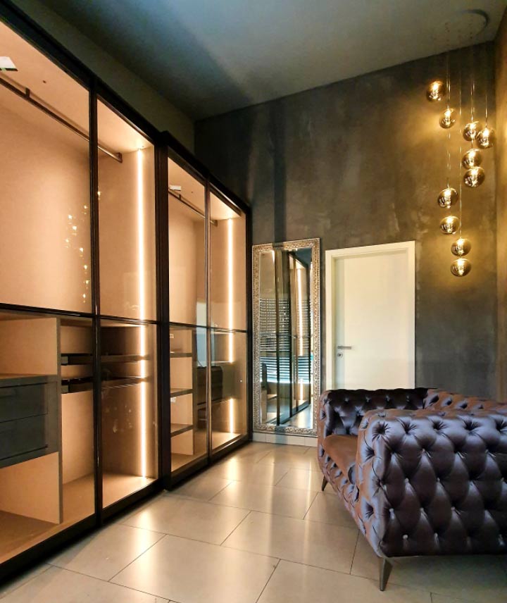Novamobili-Layer-Kleiderschrank-Seitenwand-Beleuchtung